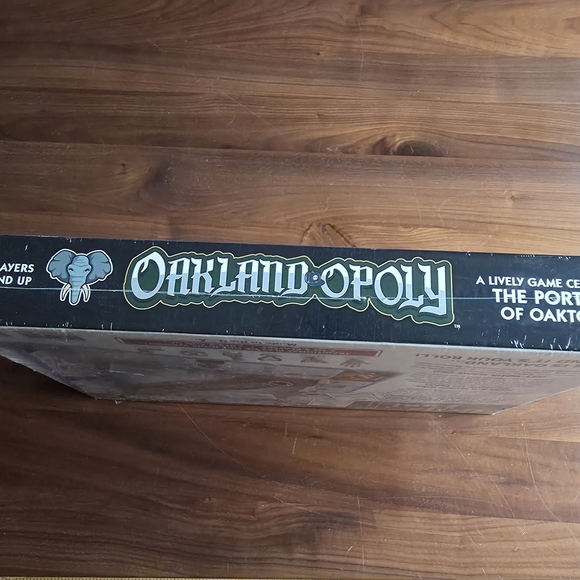 Oakland-Opoly Board Game - New Factory Sealed - Picture 7 of 8